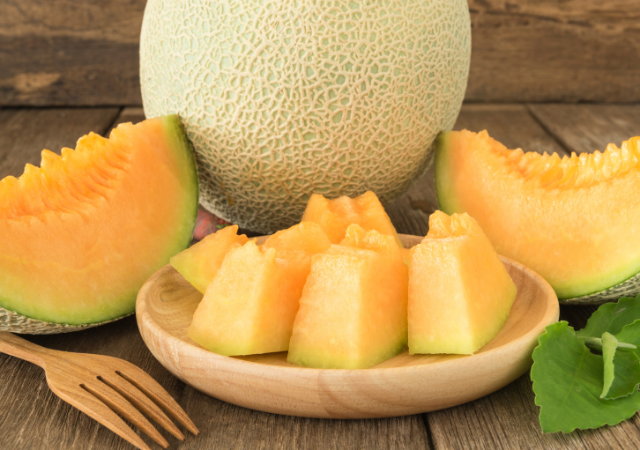 Potongan buah Melon Golden Chancai